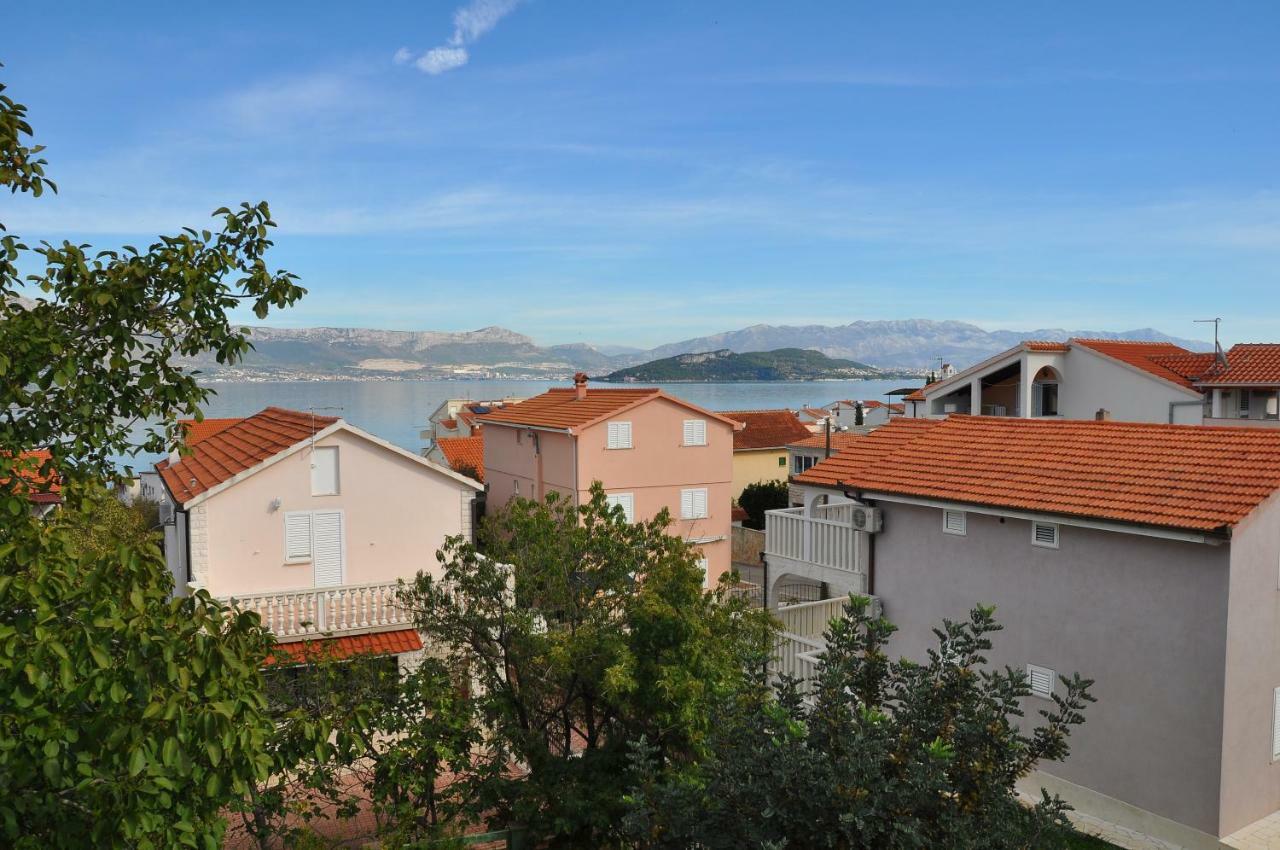 Apartments Villa Annika Slatine Exterior foto